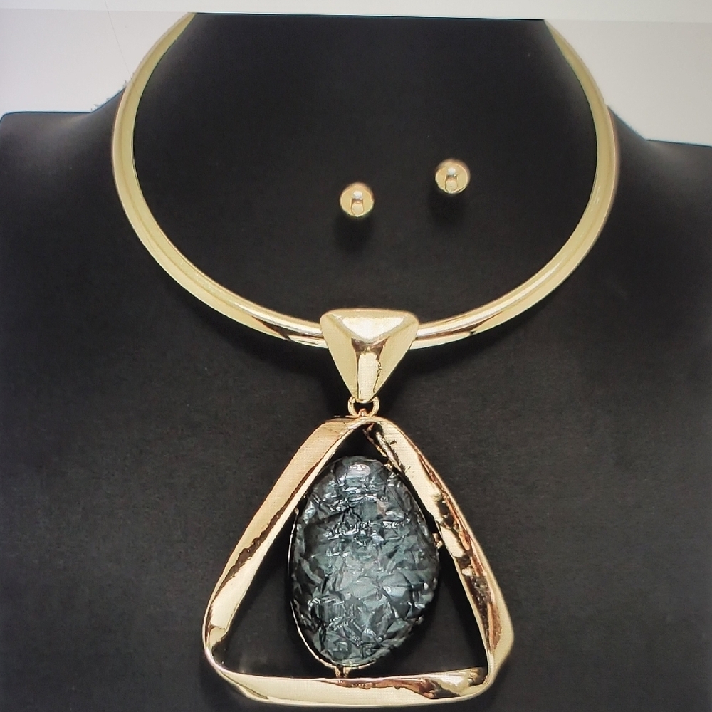 Gold and Rose Gold Statement Necklace with Black Gem